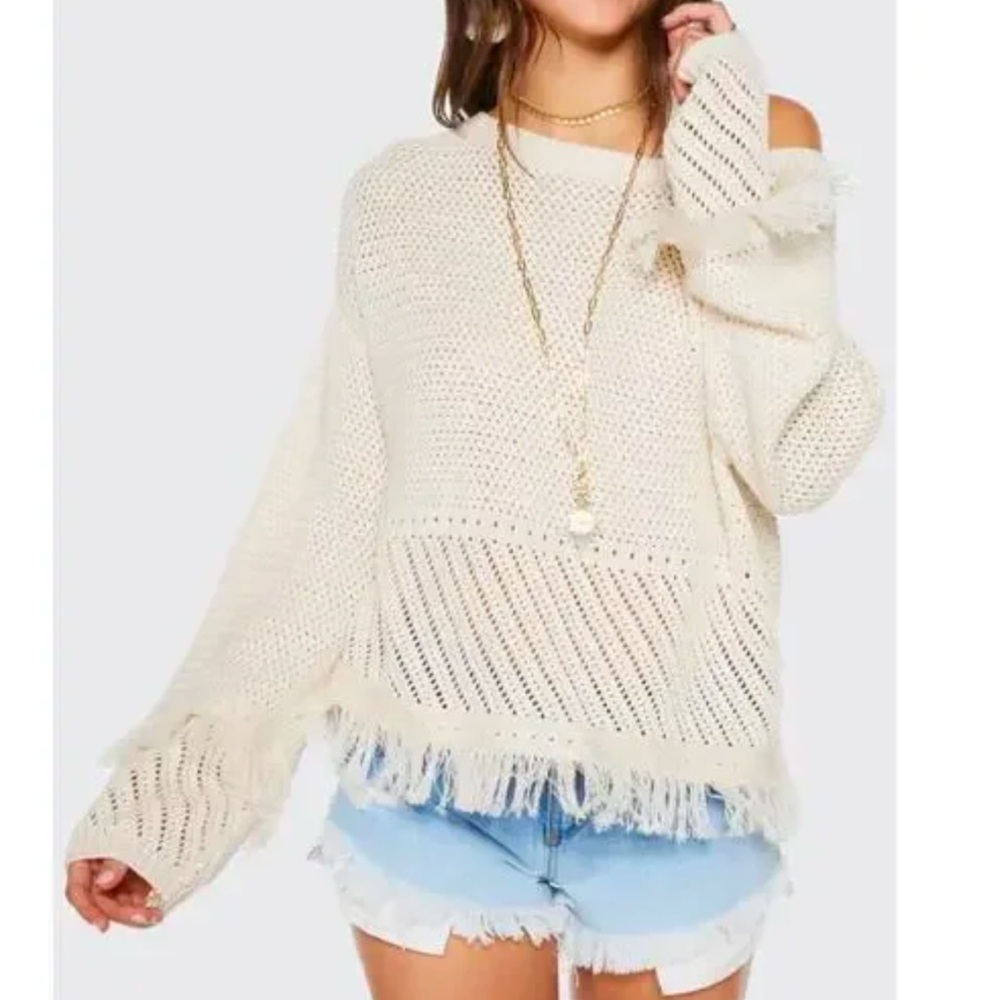 Ramy  Brooks fringe cream colored sweater
Size s/p